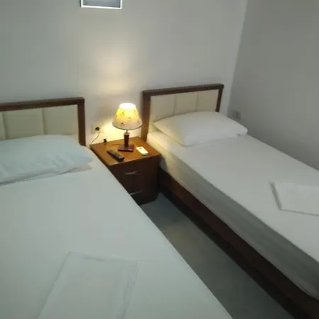 Murgana Pensionat Gjirokastër